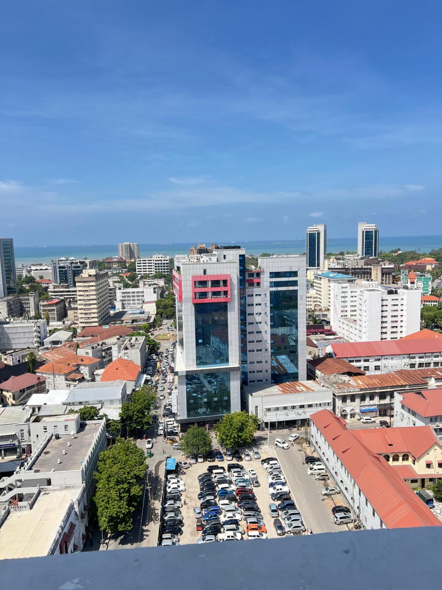 4Bedroom Penthouse Retreat In Central Business District With City Views Dar es Salaam Extérieur photo